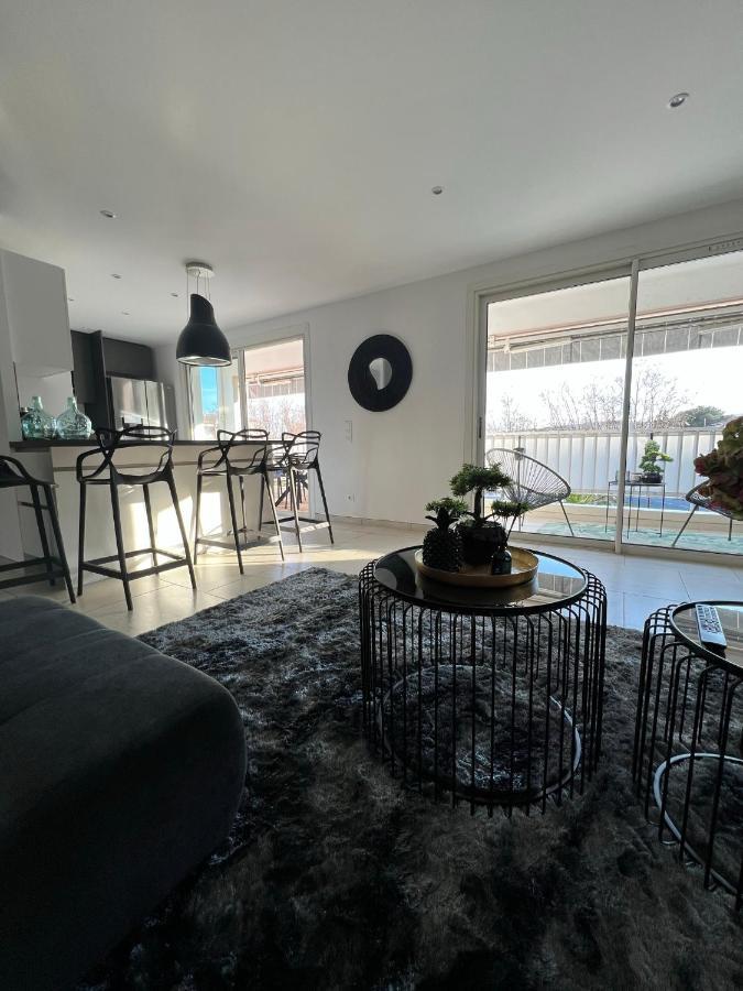Le Bonheur De Saint Aygulf Apartment Luaran gambar