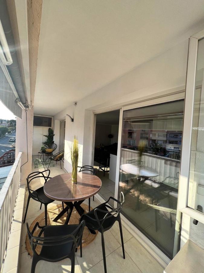 Le Bonheur De Saint Aygulf Apartment Luaran gambar